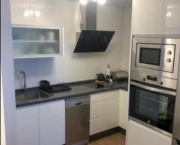 Apartment Modern Near Beach&train In Boliches,