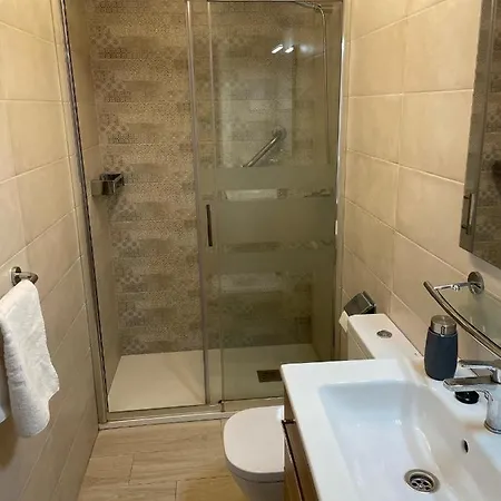 Daire Modern Near And Train In Boliches,